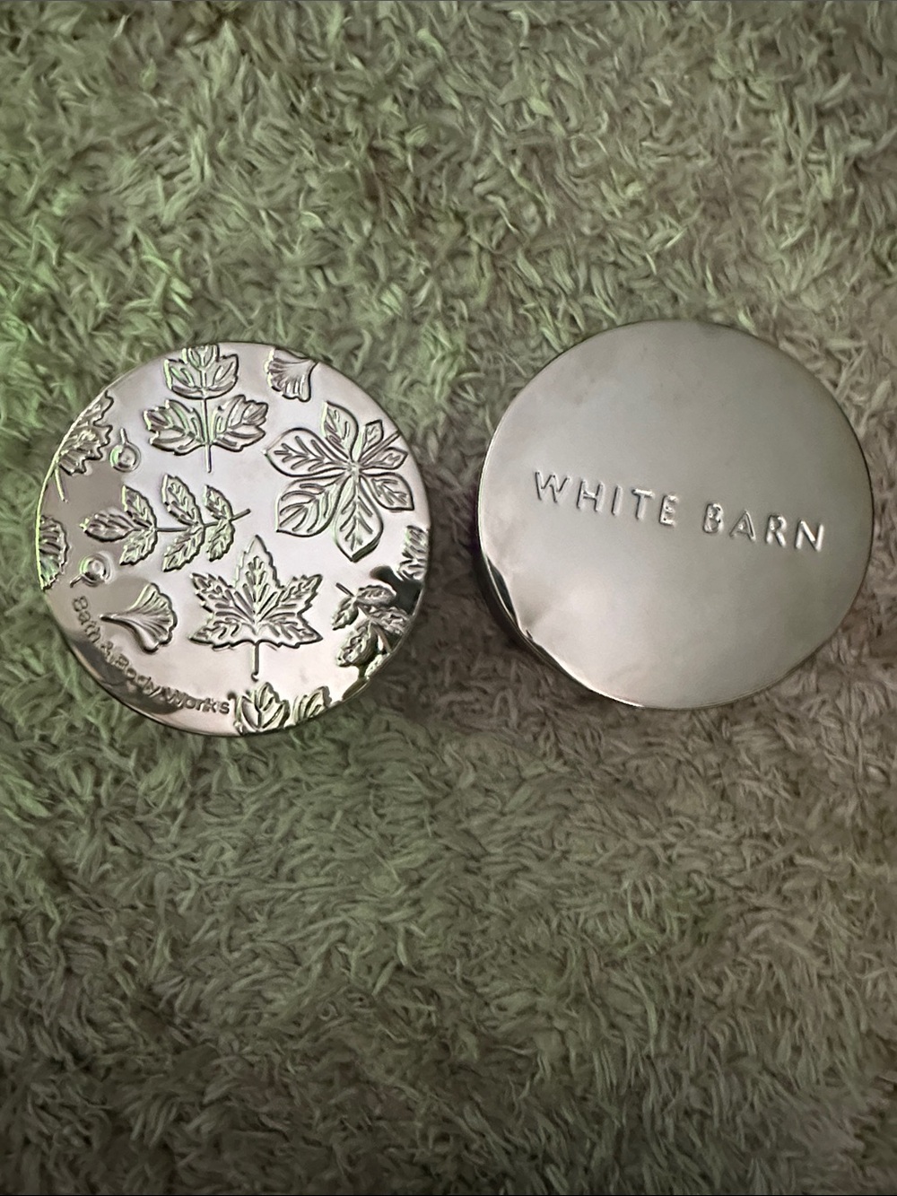 LE Pumpkin Cold Foam & Vanilla Bean 3-Wick Candles - Picture 2 of 4